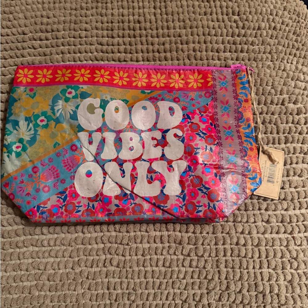 New NATURAL LIFE Recycled Zippered Tote